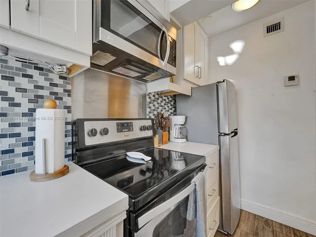 345 Virginia St # 6, Hollywood FL 33019