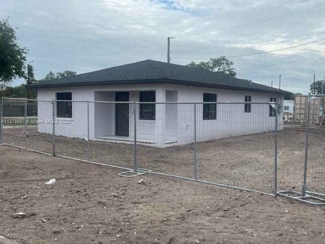 2420 NW 153rd St, Miami Gardens FL 33054