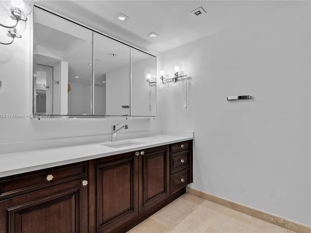 430 Grand Bay Dr # 401, Key Biscayne FL 33149