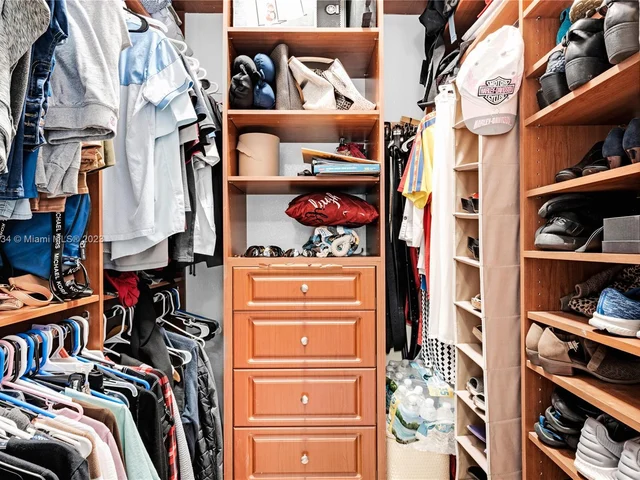 12969 SW 220th Ter, Miami FL 33170