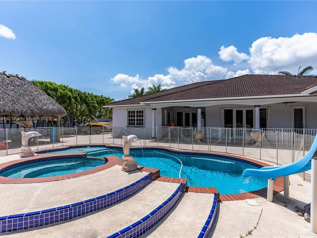 12969 SW 220th Ter, Miami FL 33170