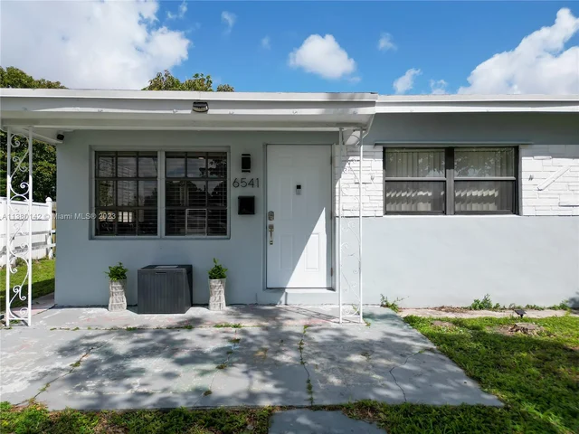 6541 Miramar Pkwy, Miramar FL 33023