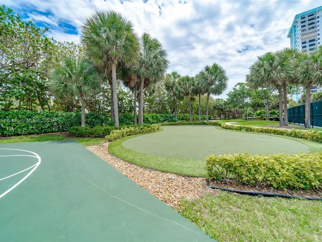 1201 S Ocean Dr # 1105N, Hollywood FL 33019