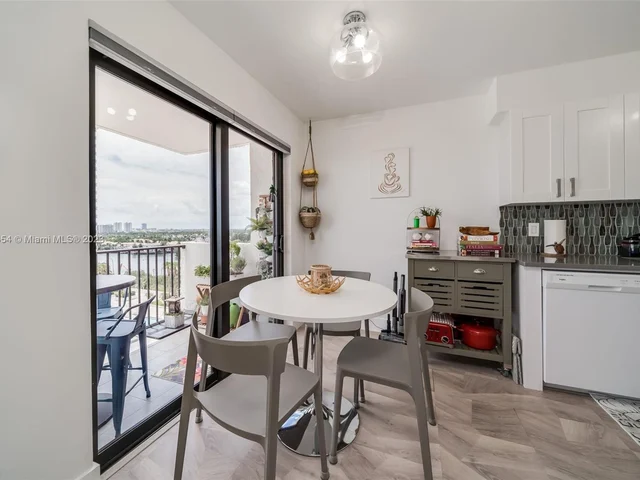 1201 S Ocean Dr # 1105N, Hollywood FL 33019