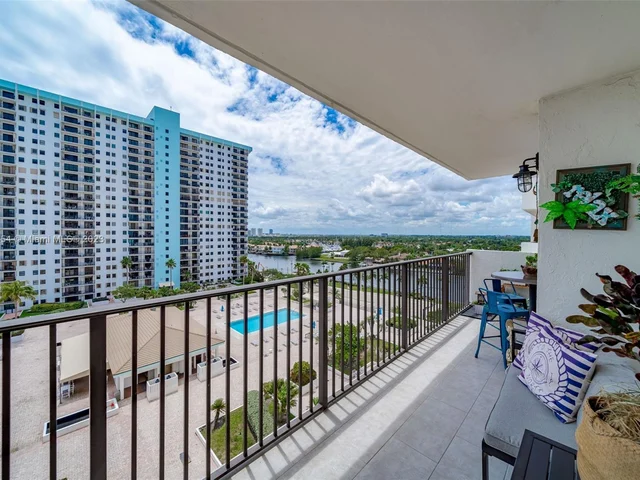 1201 S Ocean Dr # 1105N, Hollywood FL 33019