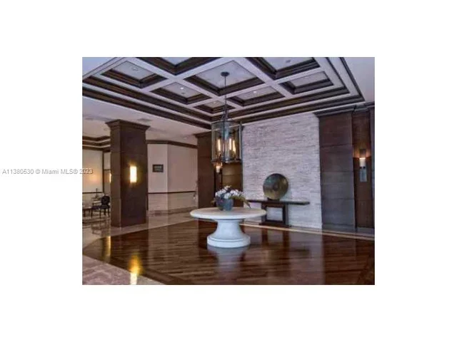 3600 YACHT CLUB DR # 704, Aventura FL 33180