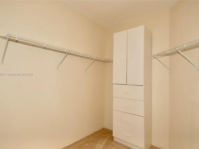 3600 YACHT CLUB DR # 704, Aventura FL 33180