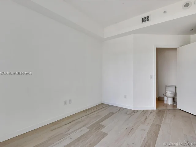 480 NE 31st St # 3301, Miami FL 33137