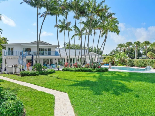 8900 Bay Dr, Surfside FL 33154