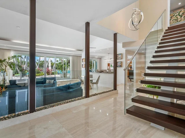 8900 Bay Dr, Surfside FL 33154