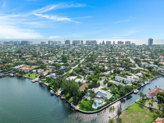 8900 Bay Dr, Surfside FL 33154