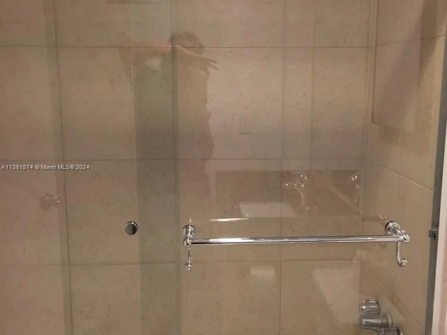 3901 S Ocean Dr, Hollywood FL 33019