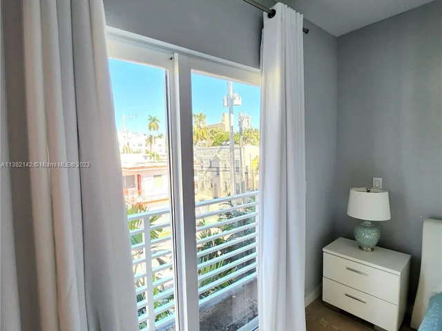 619 Meridian Ave # 4, Miami Beach FL 33139