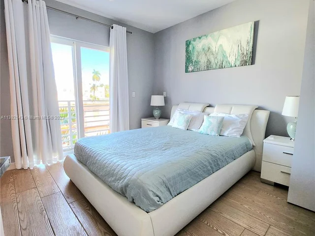 619 Meridian Ave # 4, Miami Beach FL 33139