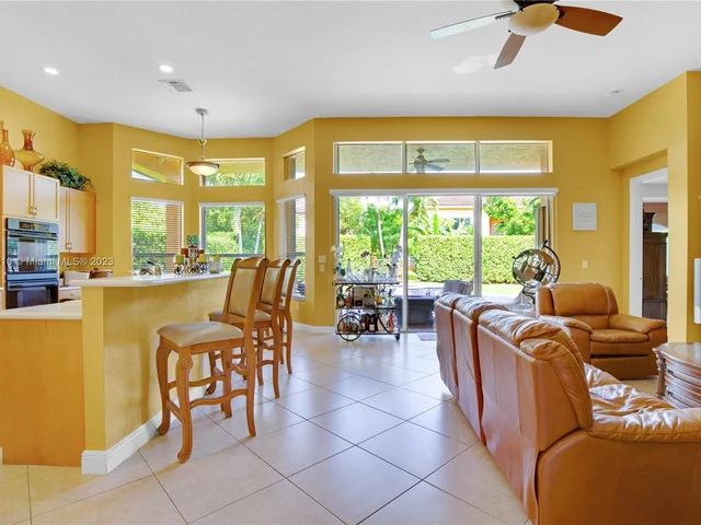 5431 SW 184th Way, Miramar FL 33029