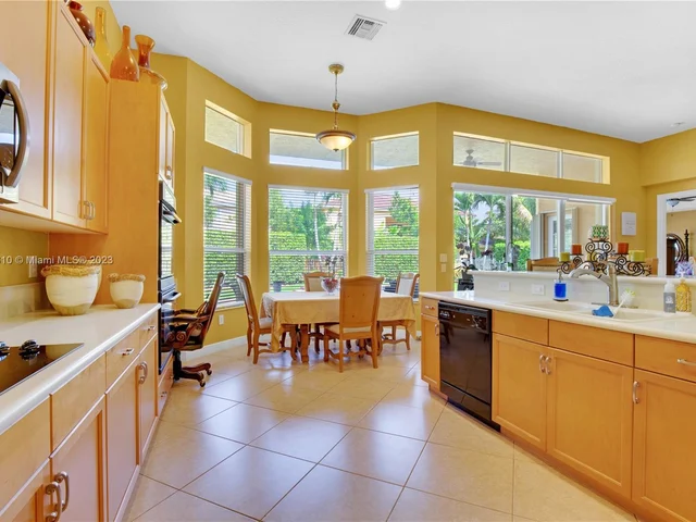 5431 SW 184th Way, Miramar FL 33029