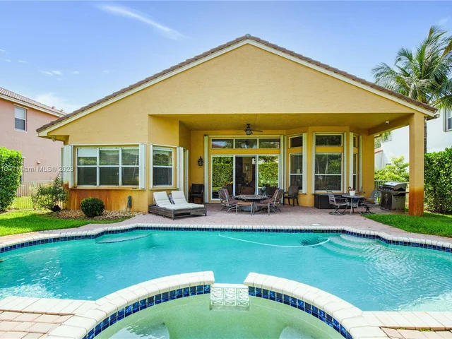 5431 SW 184th Way, Miramar FL 33029