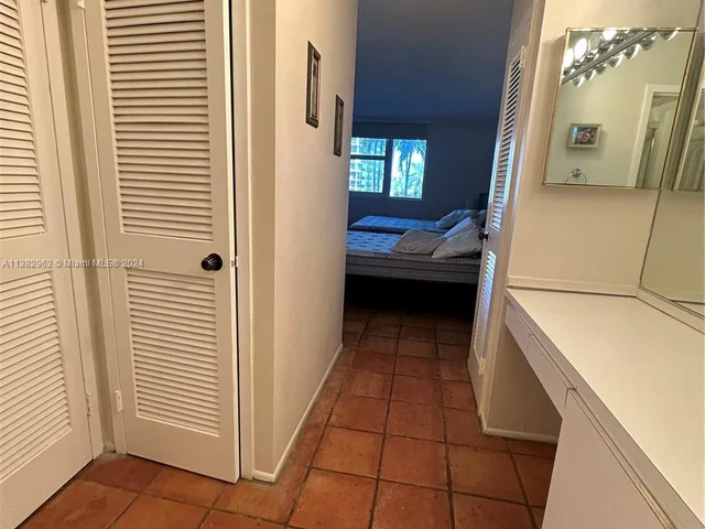 2030 S Ocean Dr # 201, Hallandale Beach FL 33009