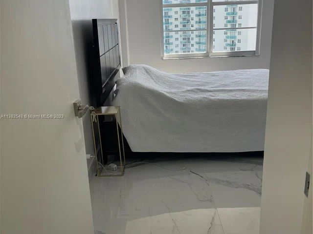 3800 S Ocean Dr # 1115, Hollywood FL 33019