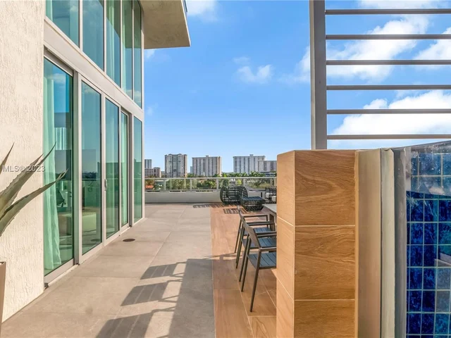 330 Sunny Isles Blvd # 502, Sunny Isles Beach FL 33160