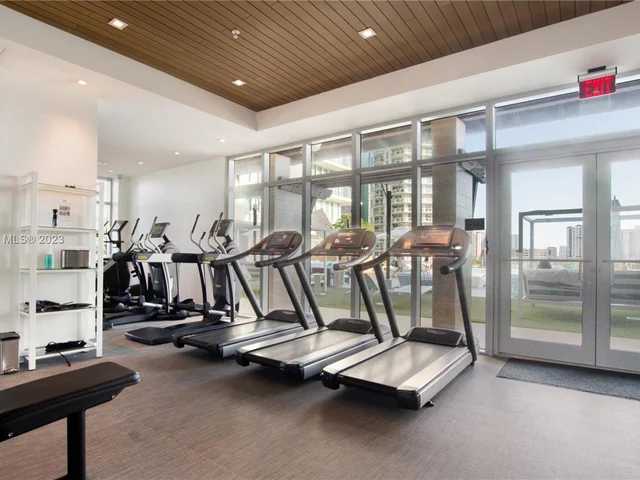 330 Sunny Isles Blvd # 502, Sunny Isles Beach FL 33160