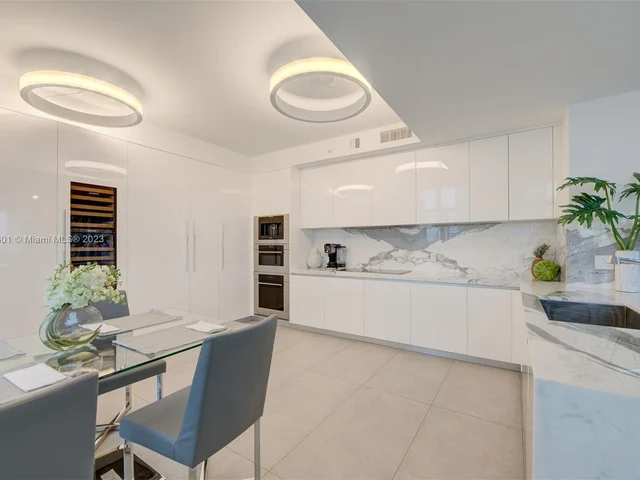 330 Sunny Isles Blvd # 502, Sunny Isles Beach FL 33160