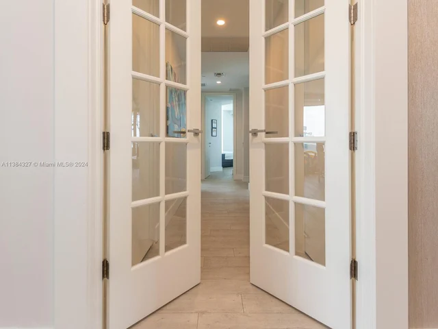 1300 Brickell Bay Dr # 3804, Miami FL 33131