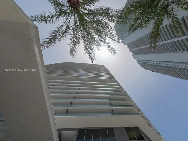 1300 Brickell Bay Dr # 3804, Miami FL 33131