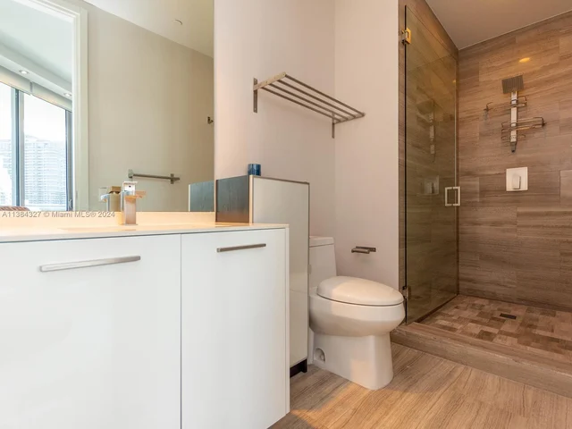 1300 Brickell Bay Dr # 3804, Miami FL 33131