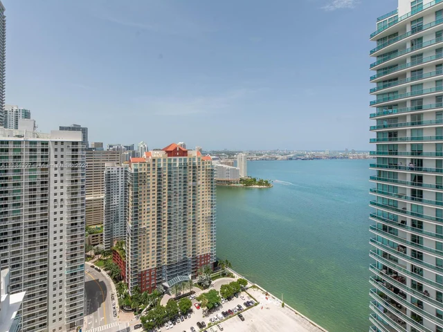 1300 Brickell Bay Dr # 3804, Miami FL 33131