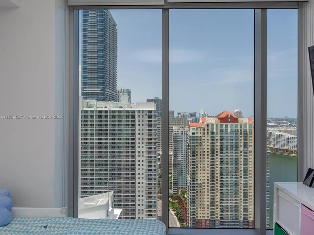 1300 Brickell Bay Dr # 3804, Miami FL 33131