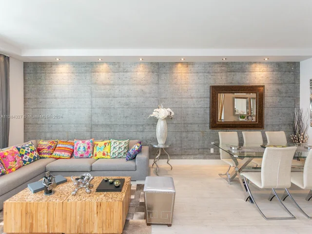 1300 Brickell Bay Dr # 3804, Miami FL 33131