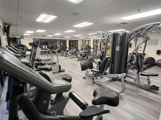 10331 Sunrise Lakes Blvd # 202, Sunrise FL 33322