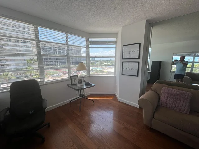 1965 S Ocean Dr # 4G, Hallandale Beach FL 33009