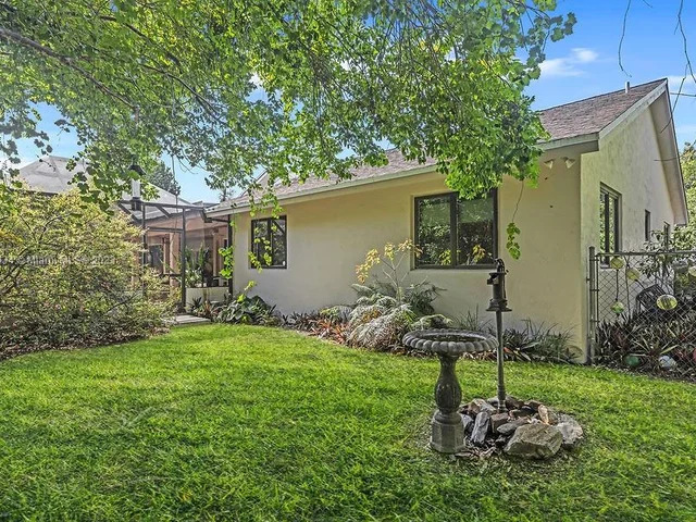 19505 SW 264th St, Homestead FL 33031