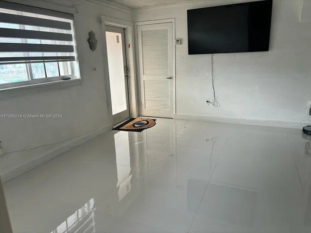 15745 SW 303rd Ter, Homestead FL 33033