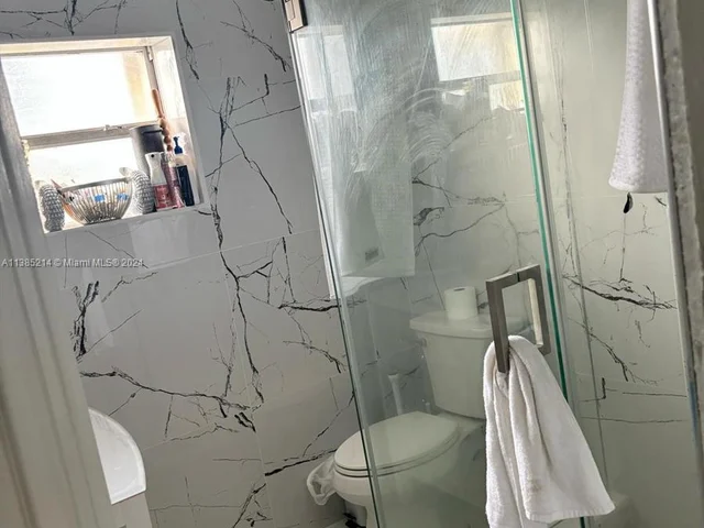 15745 SW 303rd Ter, Homestead FL 33033