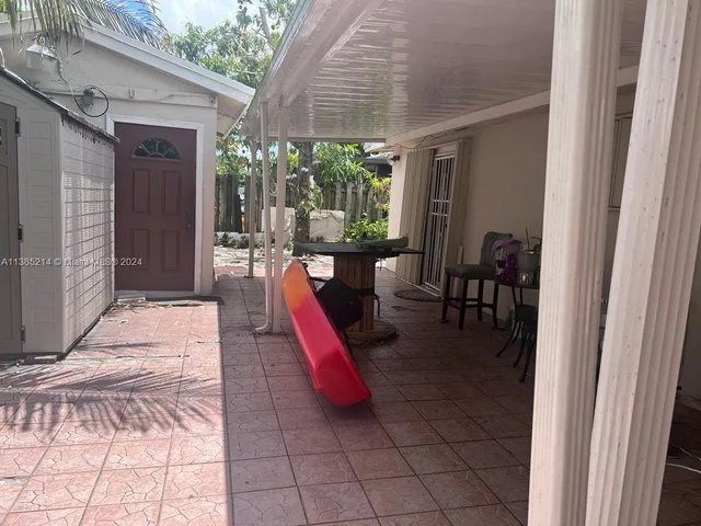 15745 SW 303rd Ter, Homestead FL 33033