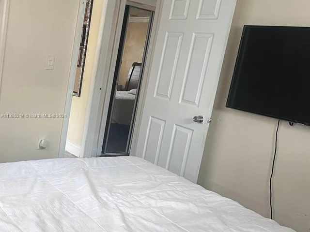 15745 SW 303rd Ter, Homestead FL 33033