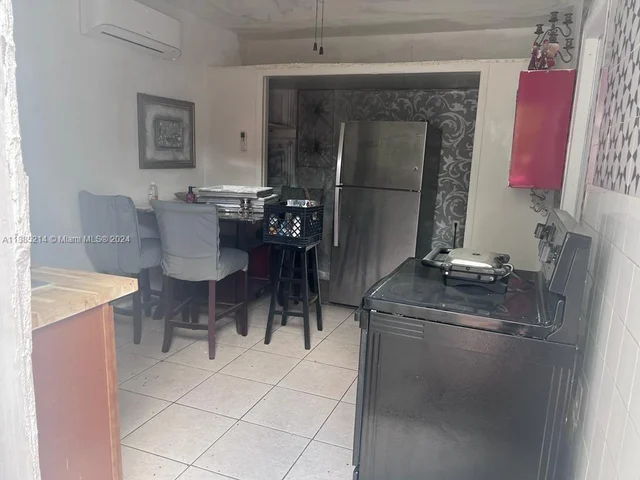 15745 SW 303rd Ter, Homestead FL 33033