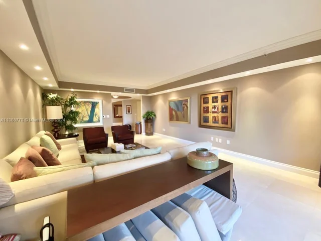 799 Crandon Blvd # 408, Key Biscayne FL 33149