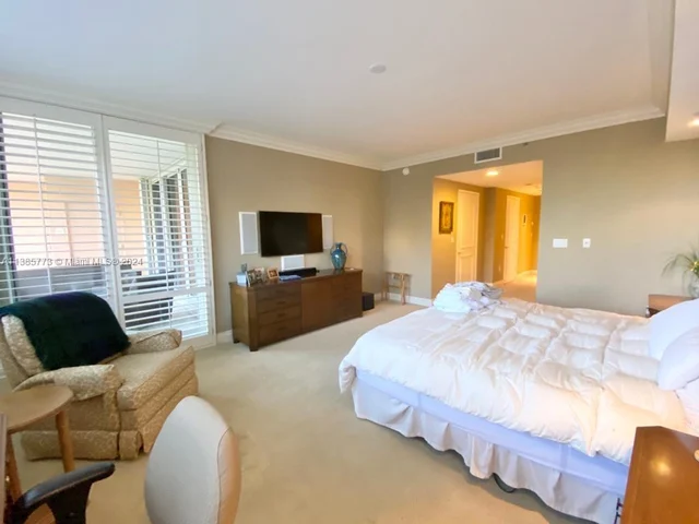 799 Crandon Blvd # 408, Key Biscayne FL 33149