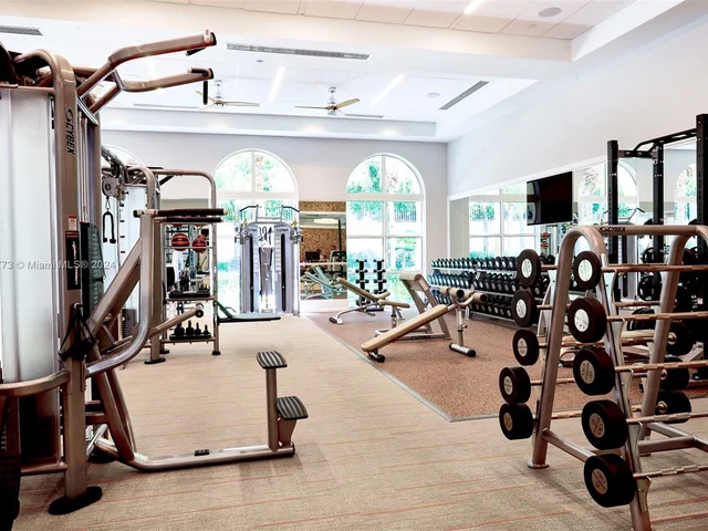 799 Crandon Blvd # 408, Key Biscayne FL 33149