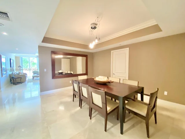 799 Crandon Blvd # 408, Key Biscayne FL 33149