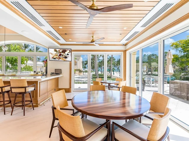 799 Crandon Blvd # 408, Key Biscayne FL 33149