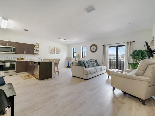 15500 SW 136th St # 216, Miami FL 33196