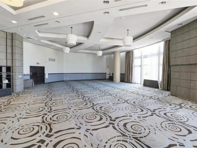 18001 Collins Ave # 2415, Sunny Isles Beach FL 33160