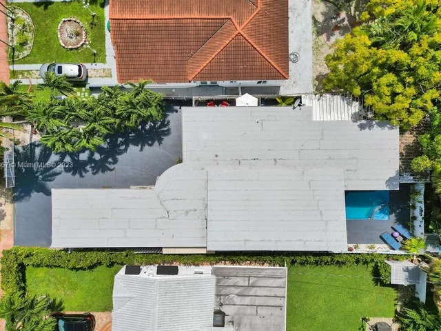 1750 71st St, Miami Beach FL 33141