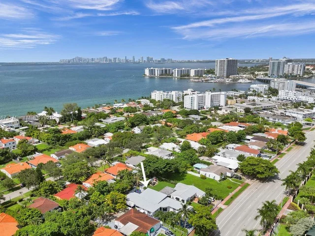 1750 71st St, Miami Beach FL 33141