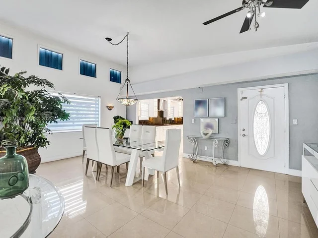 1750 71st St, Miami Beach FL 33141